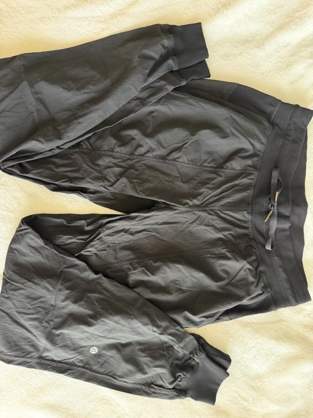 Lululemon dance studio joggers black size 8